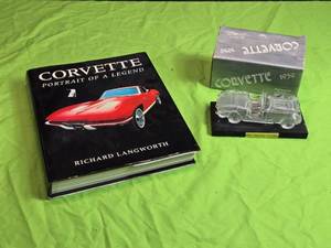 lot 118 image: Corvette Collectible Lot Book and 1959 Corvette Crystal Model from West Germany
