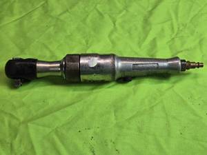 lot 145 image: Snap-On Far72B Air Ratchet