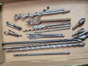 lot 160 image: Auger, Spade and other Bits