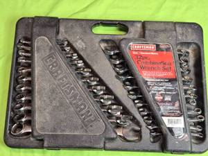 lot 164 image: 32 Piece Craftsman Combination Wrench Set