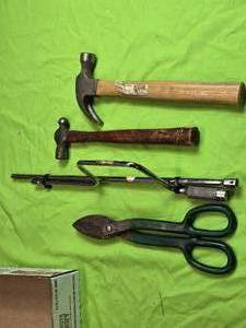 lot 171 image: Hammers, Tin Snips and Other Tools