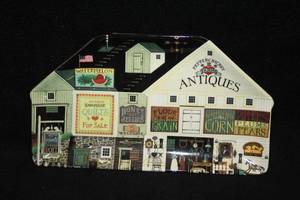 lot 463 image: Collectors Plate - Peppercricket Farms by Charles Wysocki #10403A Limited Edition First Issue in the Wysocki Country Heartland Collection from The Bradford Exchange with Certificate of Authenticity