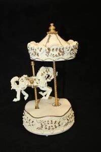 lot 486 image: 10 Collectors Musical Carousel - (White with Gold Trim)