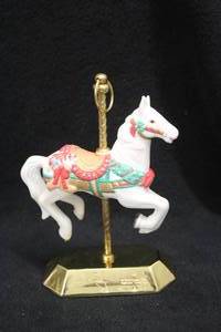lot 512 image: 6 Collectors Carousel Horse - Tobin Fraley from Hallmark Cards