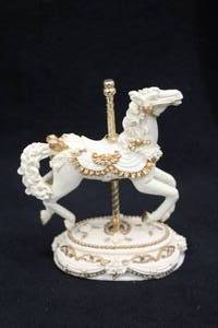 lot 524 image: 5 Collectors Carousel Horse