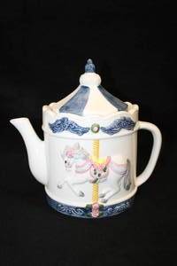 lot 526 image: Carousel Horse theme Collectible Tea Pot