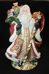 lot 542 image: Fitz and Floyd Santa Claus theme Collectible Tea Pot