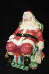 lot 549 image: Fitz and Floyd Old Fashioned Christmas Santa Claus theme Collectible Cookie Jar
