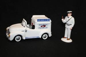 lot 567 image: Collector Truck and Driver - Good Humor Ice Cream in the Original Snow Village Collection from Department 56