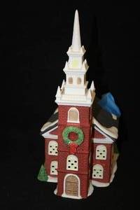 lot 585 image: Collectible House - Old North Church in the New England Village Series from Department 56