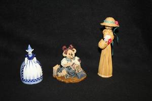 lot 1149 image: Lot of (3) Collectors Figurines - Boyds Bears & Friends Bearstone Collection, Wicker Woman, Handpainted Delfts Blue Angel