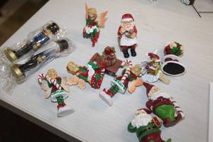 lot 1177 image: Lot of (12) Assorted Christmas Fairy Garden Figurines
