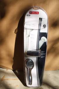 Delta 7-Spray Handheld Shower Head
