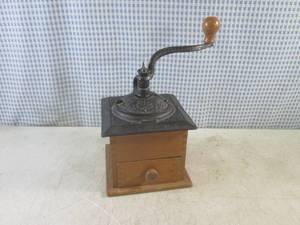 lot 30 image: (EC1) Vintage Coffee Bean Grinder ...