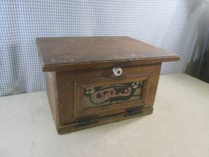 lot 34 image: (A-2) Vintage Wood Bread Box 17 x ...