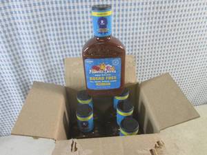 lot 327 image: (B-3) 6 Bottles Famous Daves BBQ S...