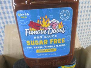 lot 328 image: (B-3) 6 Bottles Famous Daves BBQ S...