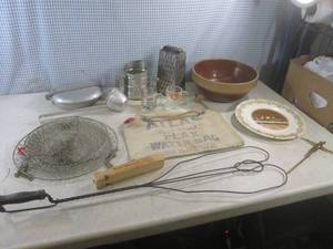 lot 68 image: (EW6) Assorted Vintage - See Photos...
