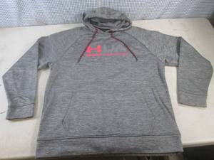 lot 81 image: (CS) Under Armour Pullover Hoodie S...