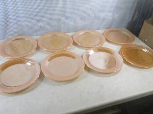 lot 84 image: (BS) Set of 8 Vintage Fire King Pea...