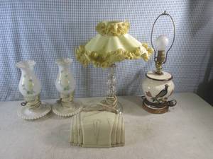 lot 119 image: (BR3) Vintage Lamps...