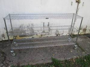 lot 99 image: (UD4) Metal Shelving Unit with Whee...