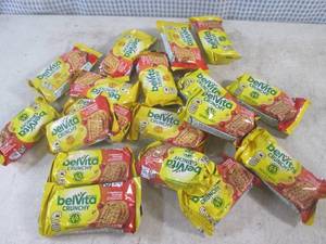 lot 375 image: (B-1) 18 Belvita Crunchy Cranberry ...