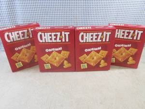 lot 383 image: (B-4) 4 Boxes of Cheez-It Original ...
