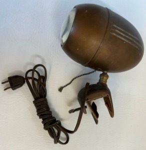 lot 33 image: 1920s Vintage Art Deco Bullet Spotlight