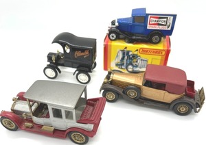 lot 63 image: 3 Vintage MATCHBOX Cars and 1 Ertl Die Cast Delivery Car