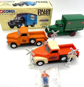 lot 243 image: 4 Die Cast Trucks & Accessories for Use with HO Scale Sets
