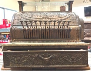 lot 4A image: Vintage Early 1900s National Cash Register, Model 336