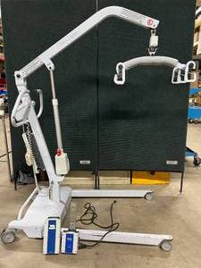 lot 23 image: MSRP $4500 Tollos Ultralift Bariatric Patient Lift - Weight Capacity 600 lbs. - Includes Battery & Charger - In Good Working Condition