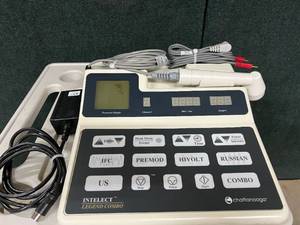 lot 47 image: Chattanooga Intelect Legend Combo 2C Electrotherapy System - In Great Condition
