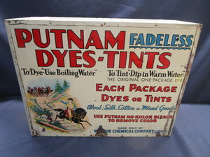 lot 14 image: Antique Putnam Dye - Tints Cabinet