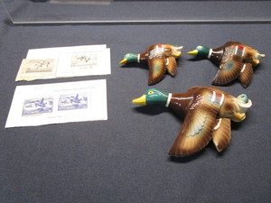 lot 42 image: Antique Wall Pockets & Migratory Bird Stamps