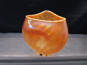 lot 77 image: Iridescent Pinched Vase