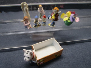 lot 82 image: Wade Whimsies, Occ Japan Figure