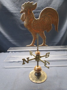 lot 88 image: Chicken Table Top Weathervane