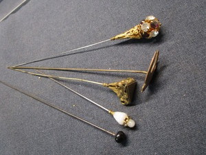 lot 99 image: Hat Pins, Vintage