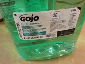 2 x 2 liter bottles GOJO Hand Clean...