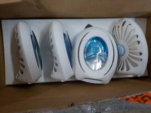 4 Febreze...