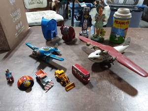 Vintage Toys, Tin Planes, Collectibles
