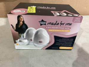 lot 310 image: 2PCS Tommee Tippee DOUBLE WEARABLE BREAST PUMP