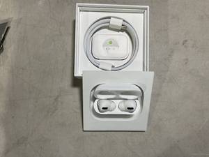 lot 30 image: Air Pods Pro (2nd Generation)