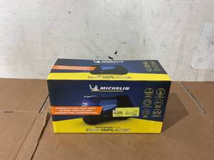lot 237 image: Michelin 4X4 12 Volt Direct Drive Tire Inflator