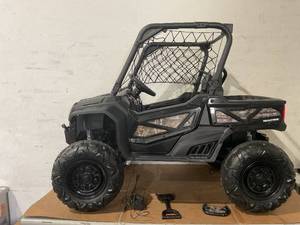lot 21 image: 24V Realtree XD UTV Battery-Operated Ride-on with Remote, MP3, USB for Kids 3 Years, up to 5 MPH