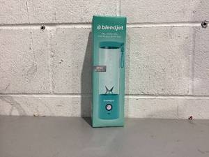 lot 468 image: BlendJet 2, the Original Portable Blender, 20 oz