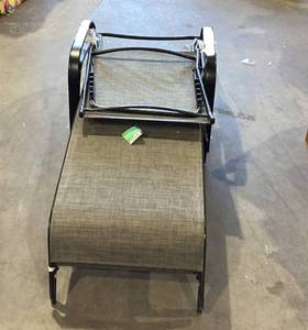 lot 487 image: D&F Design Outdoor Furniture Hudson Aluminum Sling Chaise Lounge with Adjustable Back