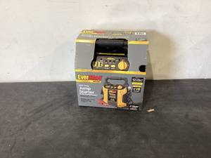 lot 518 image: 800 Peak Amp Jump Starter w 120 PSI Compressor, pivoting LED light, 3X USB ports